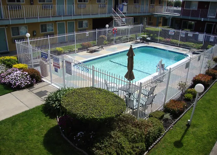Oasis Inn Sacramento- Elk Grove