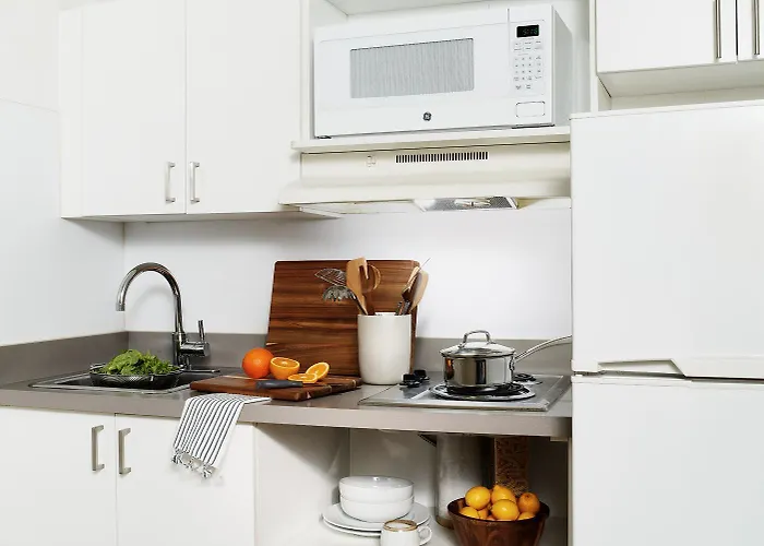 Intown Suites Extended Stay Denver - Englewood