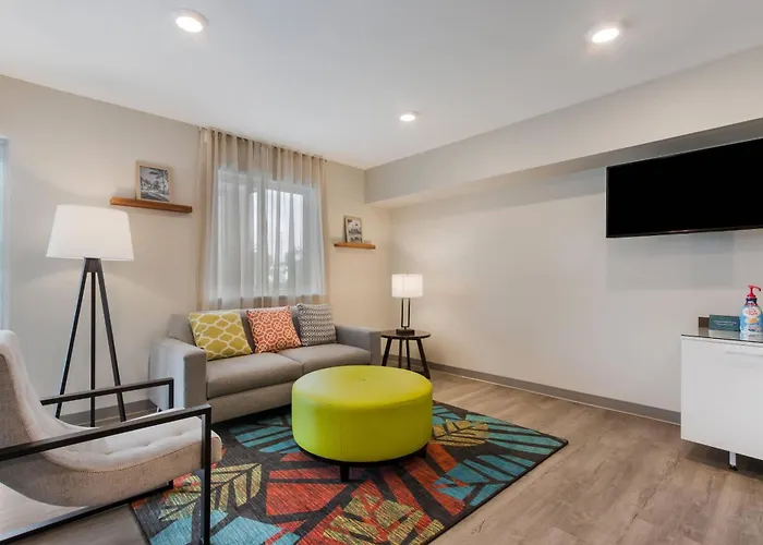 Woodspring Suites Tamarac