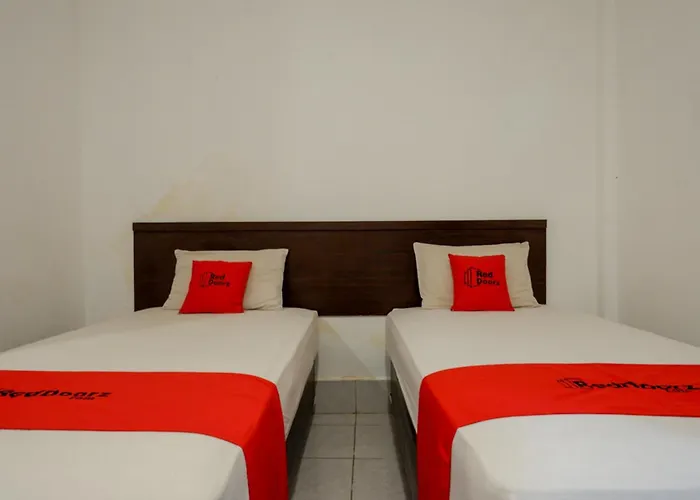 Reddoorz Syariah @ Hotel Wisma Indonesia Kendari