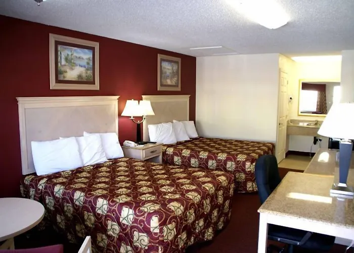 Crystal Inn And Suites