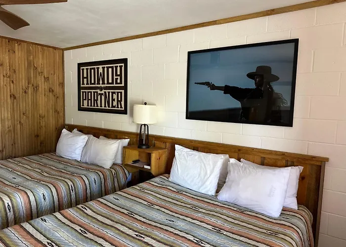 Holiday Motel And Rv Park