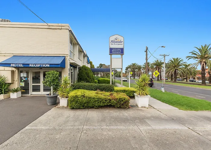 Alexander Motor Inn