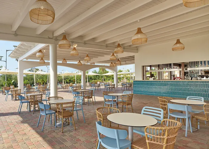 Serenusa Resort