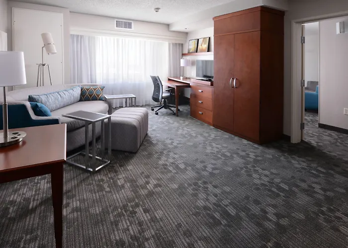 Courtyard Marriott Houston Pearland