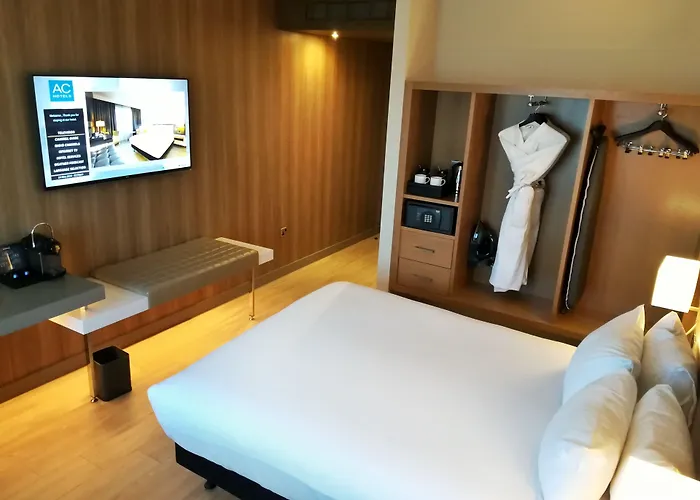 Ac Hotel By Marriott Manchester Salford Quays