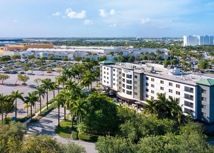 Courtyard By Marriott Miami At Dolphin Mall