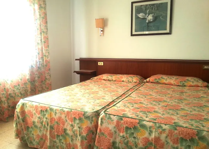 Hotel Hostal Del Sol