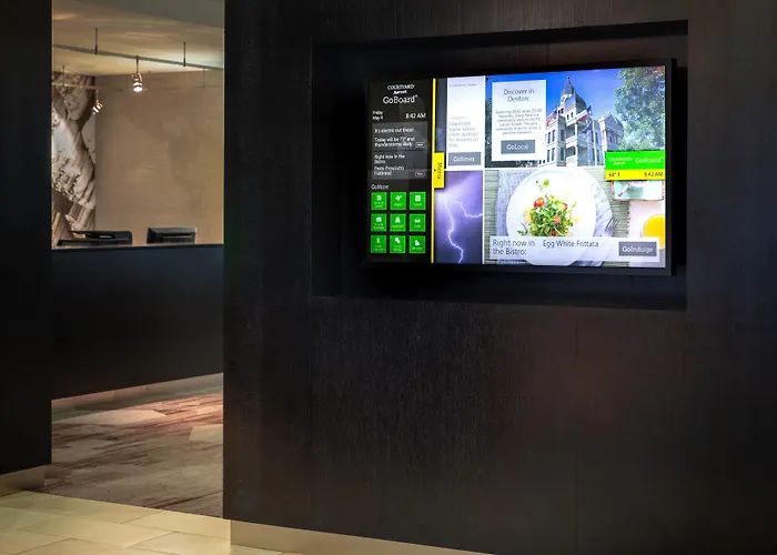 Courtyard By Marriott Denton