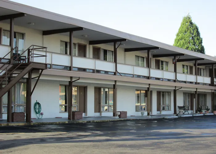 Townhouse Motel