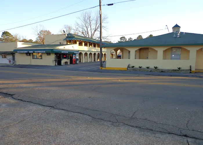 Economy Inn Express Warren