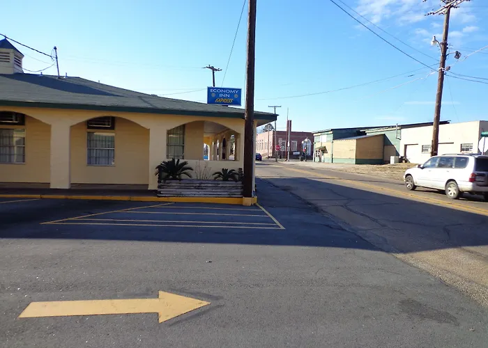 Economy Inn Express Warren