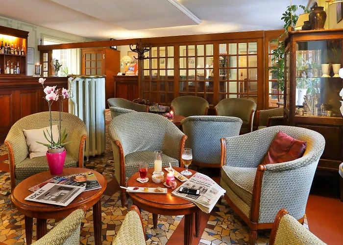 Hostellerie Des Trois Pigeons, Paray-Le-Monial
