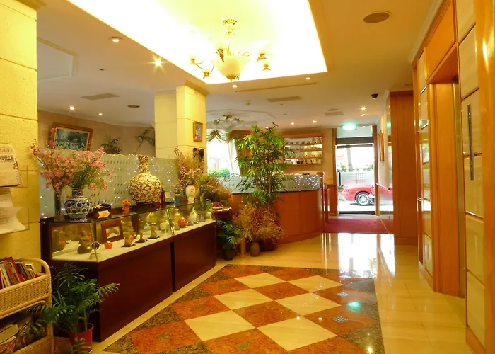 Hara Zuru Hotel