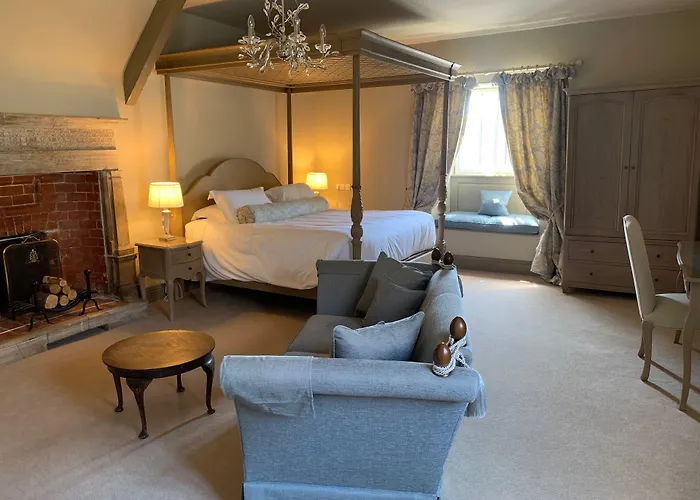 Mortons Manor