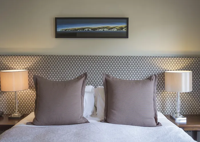 The Dairy Hotel Queenstown, A Naumi Chapter