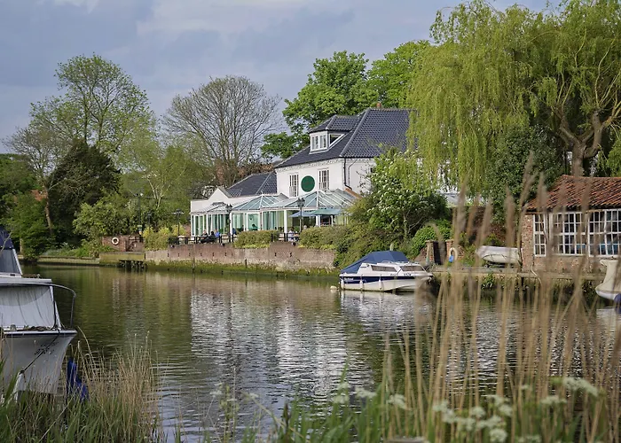 Waveney House Hotel