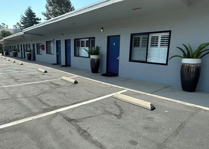 Cambria Palms Motel