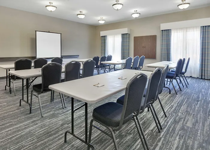 Hampton Inn & Suites Childress