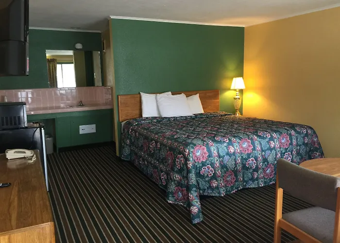 Family Budget Inn Harrison