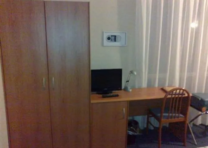 Hotel Engadina
