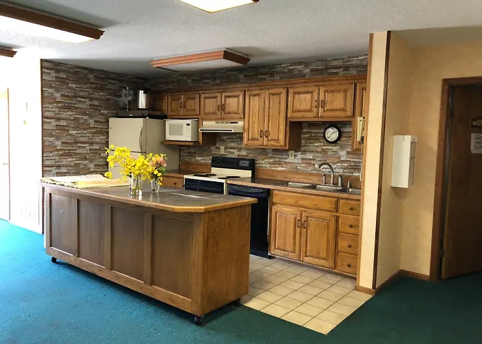 Riverwood Inn