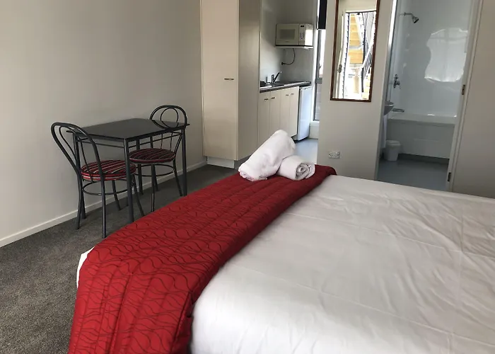 Ambassador Motor Inn