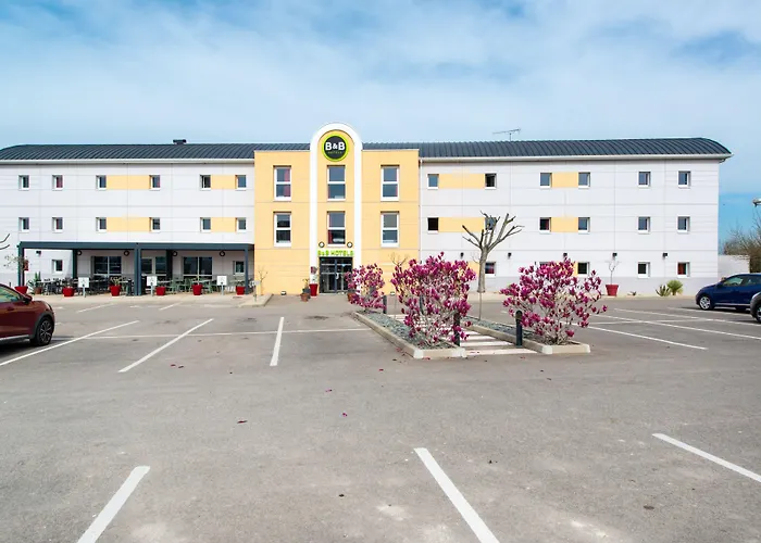 B&B Hotel Cholet Nord