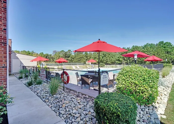 Blue Creek Inn