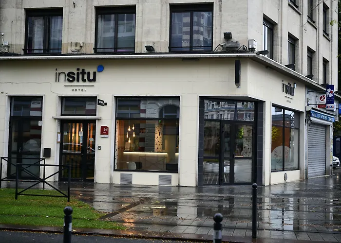 In Situ Hotel