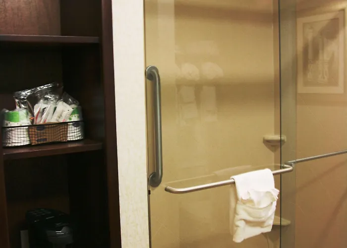 Hampton Inn And Suites West Point