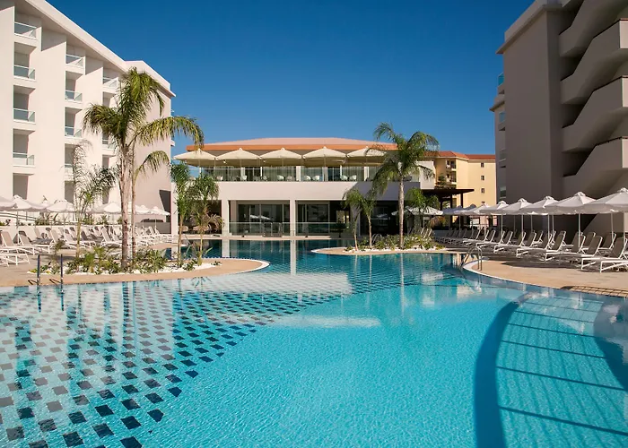 Vangelis Hotel & Suites