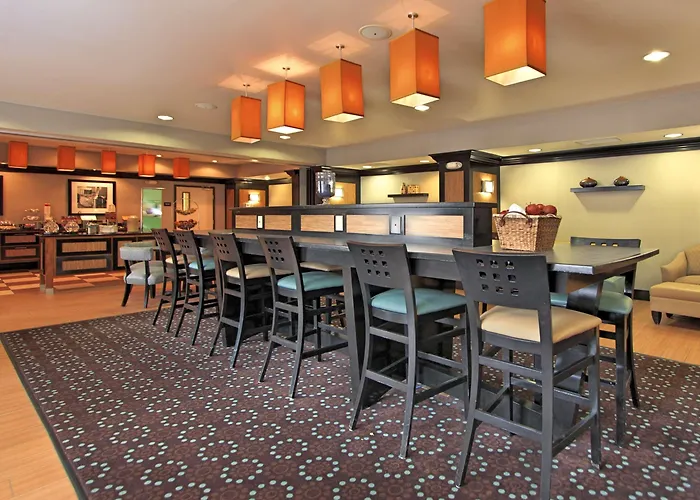 Hampton Inn Defiance