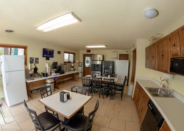 Americas Best Value Inn Chanute