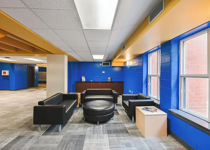 Residence & Conference Centre - Welland