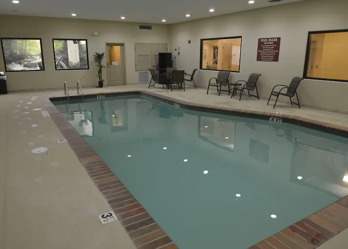 Best Western Franklin Town Center Hotel & Suites
