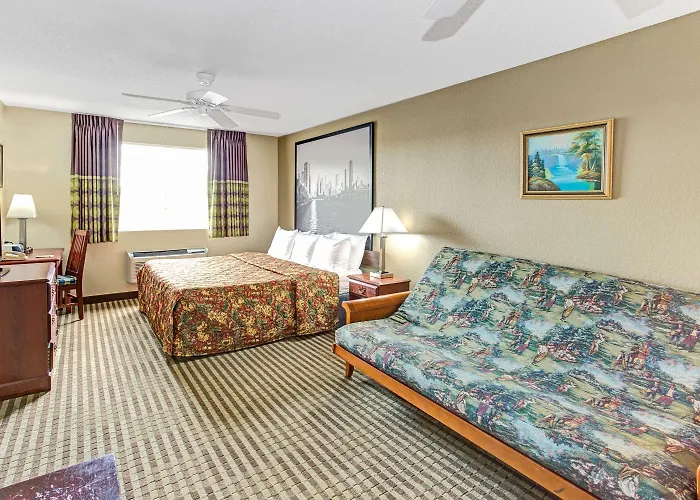 Super 8 By Wyndham Gurnee