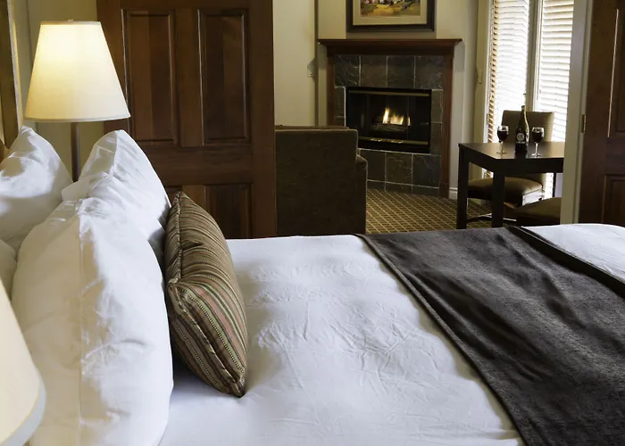 Pine Ridge Inn