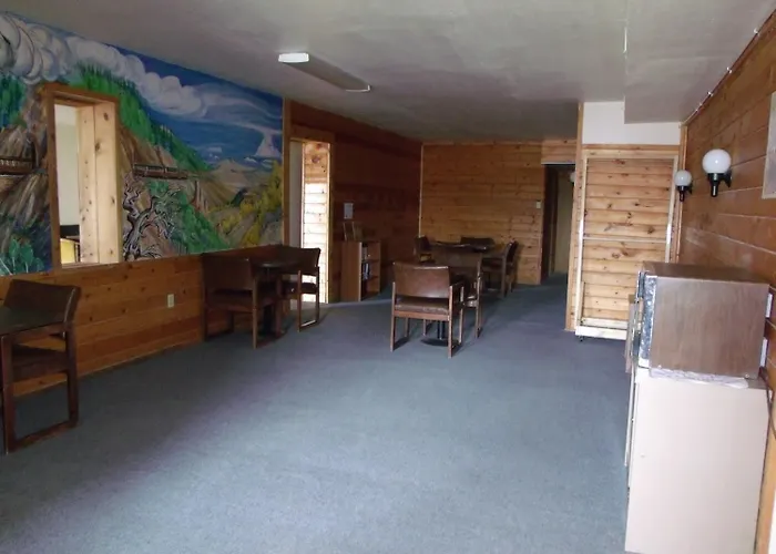Narrow Gauge Railroad Inn