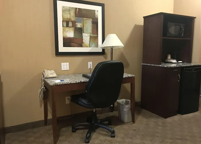 Comfort Inn & Suites Airdrie