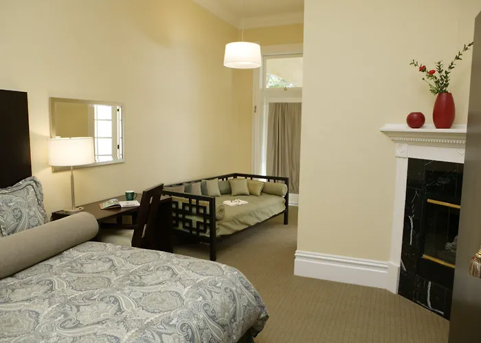Healdsburg Inn On The Plaza, A Four Sisters Inn