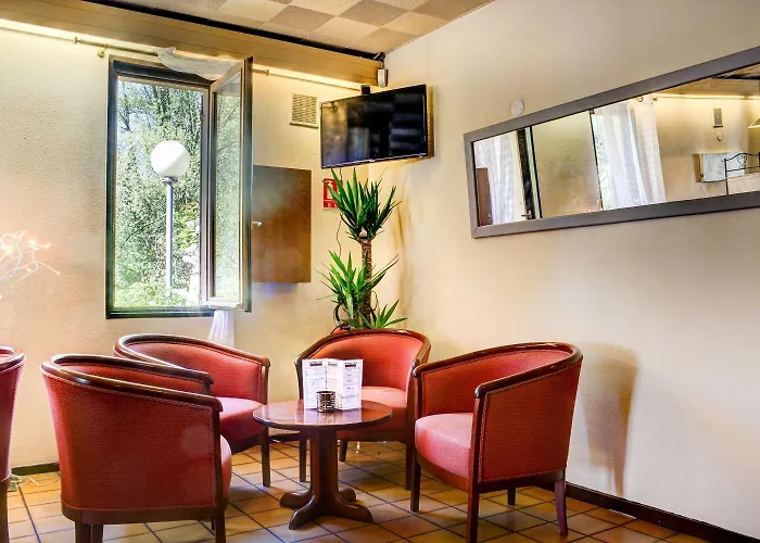 Hotel Inn Design & Restaurant Bourges