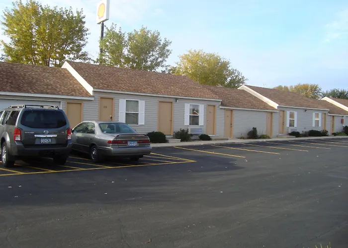 Rodeway Inn & Suites Austin I-90