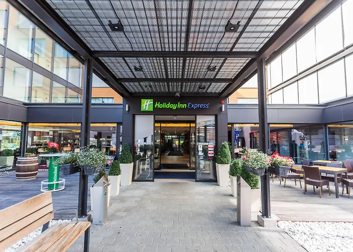 Holiday Inn Express Zuerich Airport By Ihg