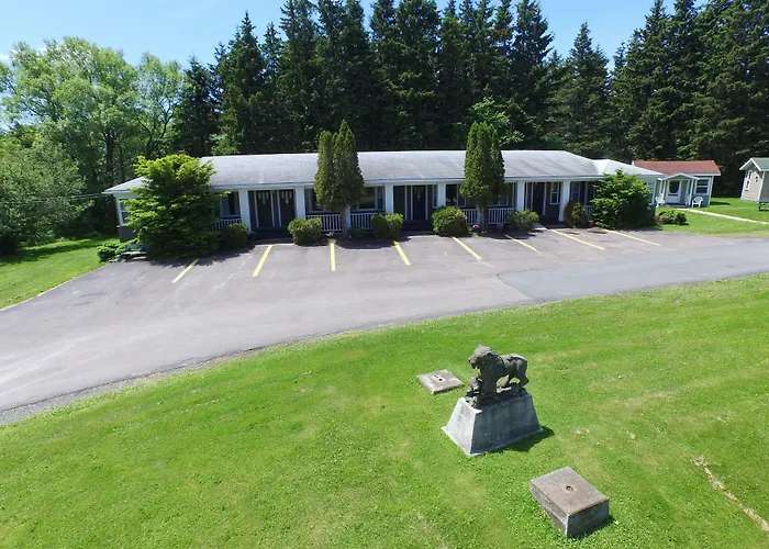 The Lionstone Inn Motel And Cottages