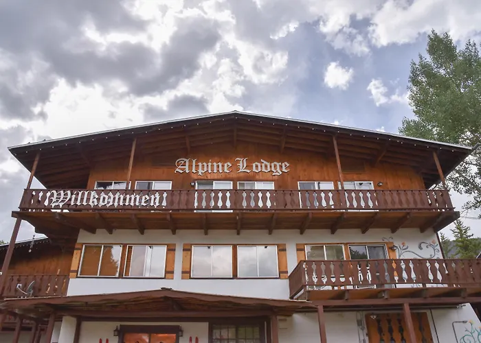 Alpine Lodge Red River