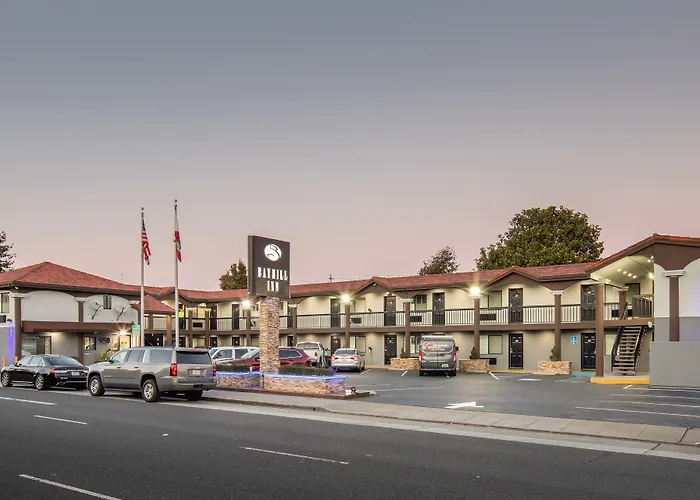 Bayhill Inn