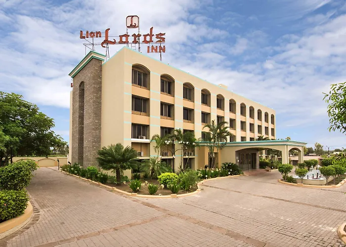 Lion Lords Inn Rajula