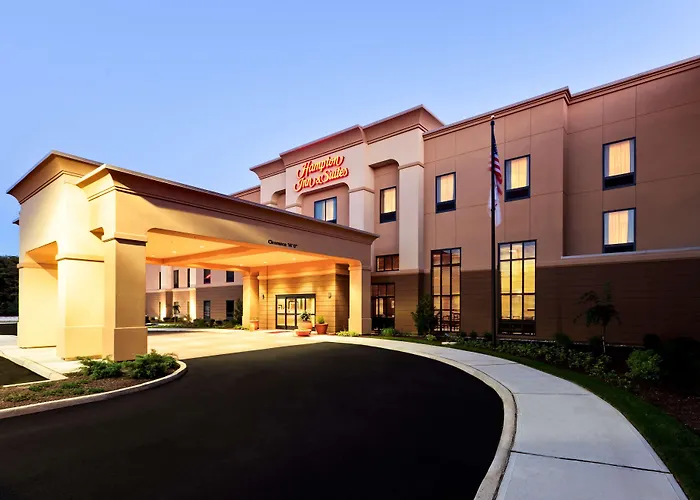 Hampton Inn & Suites Mahwah