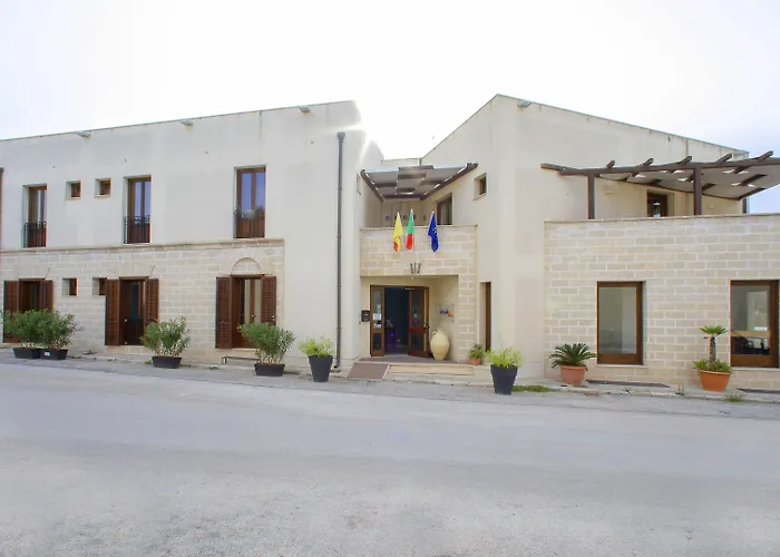 Insula Hotel